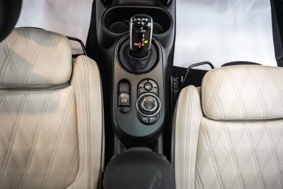 2023 MINI John Cooper Works Iconic