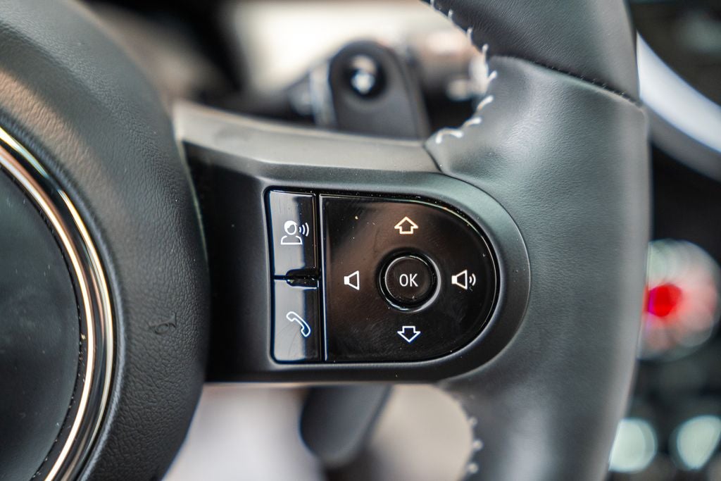 2023 MINI John Cooper Works Iconic