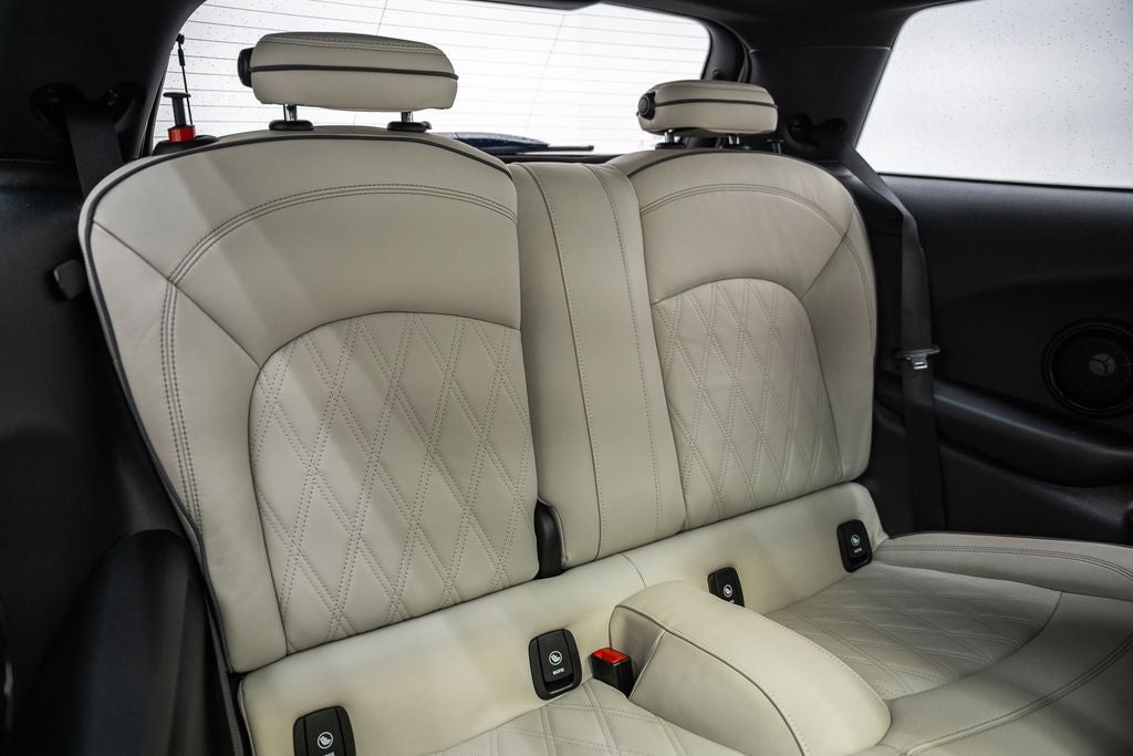 2023 MINI John Cooper Works Iconic