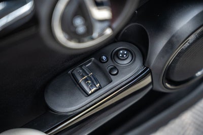 2023 MINI John Cooper Works Iconic