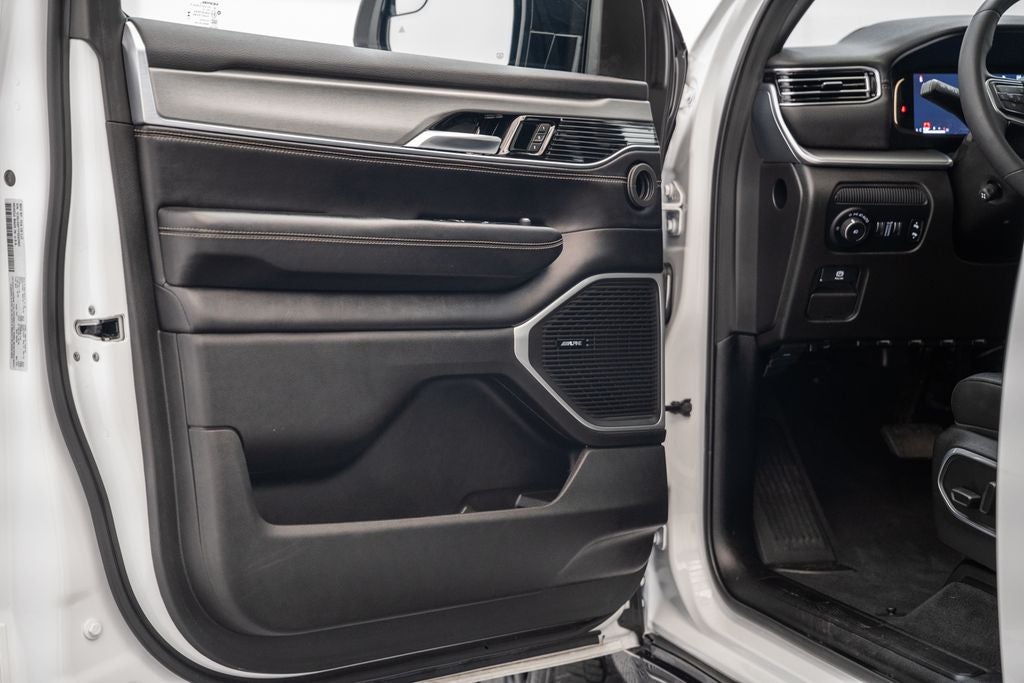2023 Jeep Wagoneer L Series II
