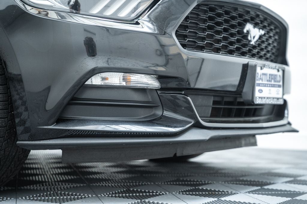 2016 Ford Mustang V6