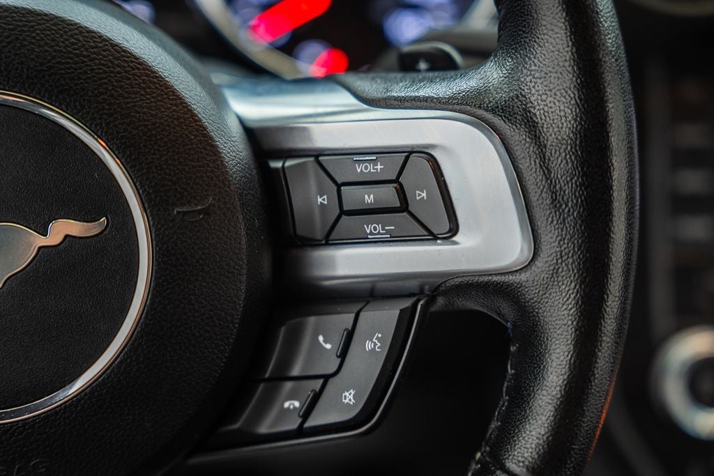 2016 Ford Mustang V6