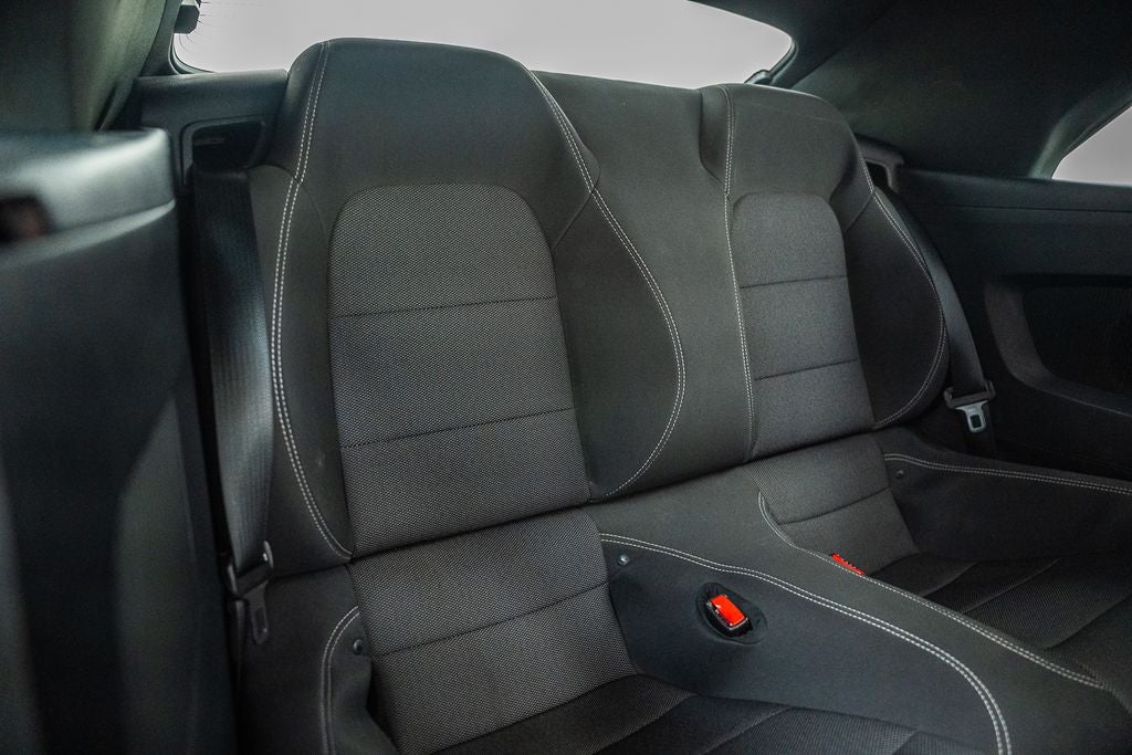 2016 Ford Mustang V6