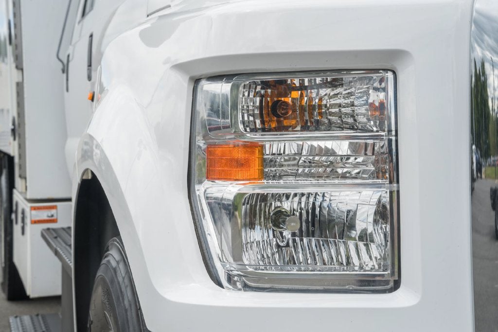 2023 Ford F-750SD Base