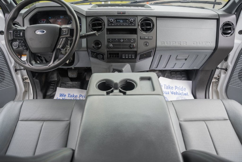 2023 Ford F-750SD Base