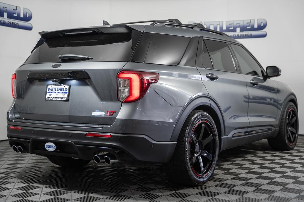 2022 Ford Explorer ST