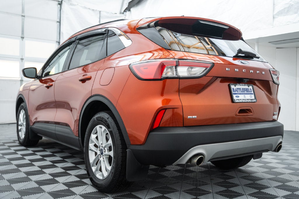 2020 Ford Escape SE