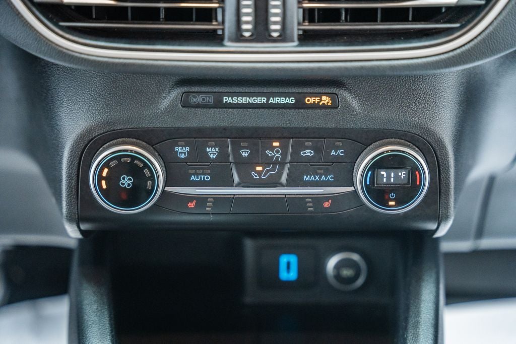 2020 Ford Escape SE