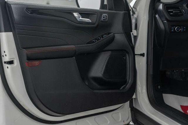 2023 Ford Escape Hybrid ST-Line Select