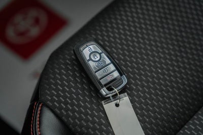 2023 Ford Escape Hybrid ST-Line Select