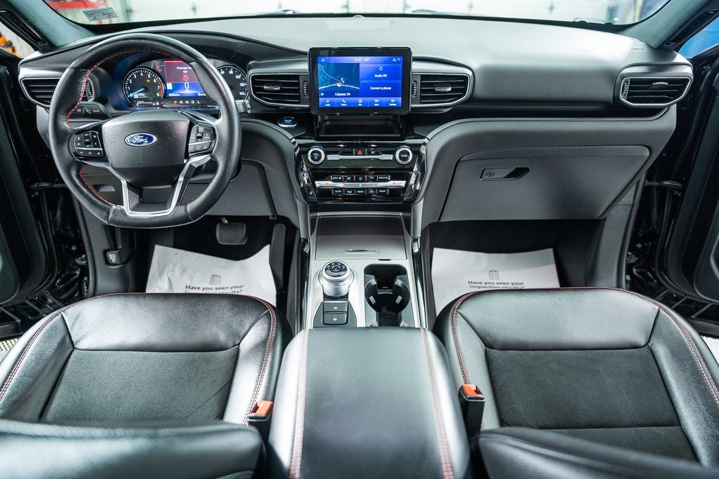 2022 Ford Explorer ST-Line