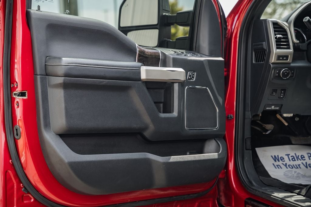 2022 Ford F-250SD Lariat