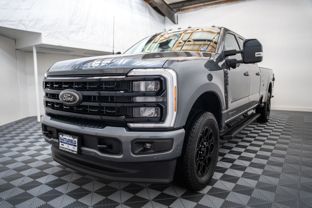 2024 Ford F-350SD Lariat