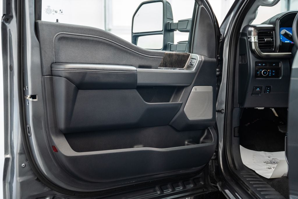 2024 Ford F-350SD Lariat