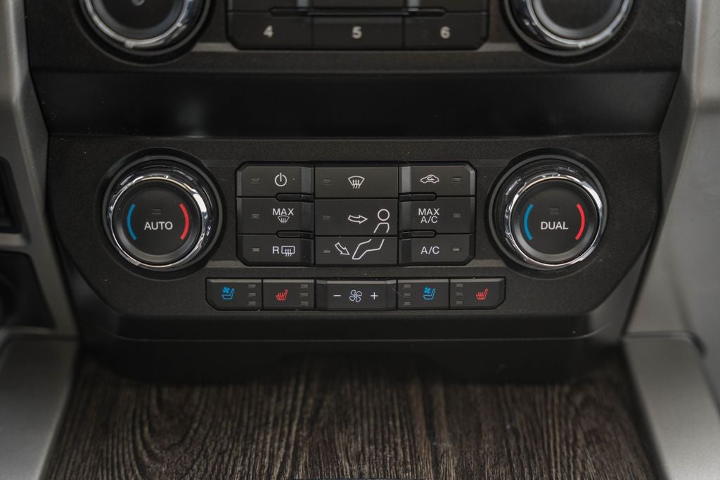 2021 Ford F-350SD Lariat