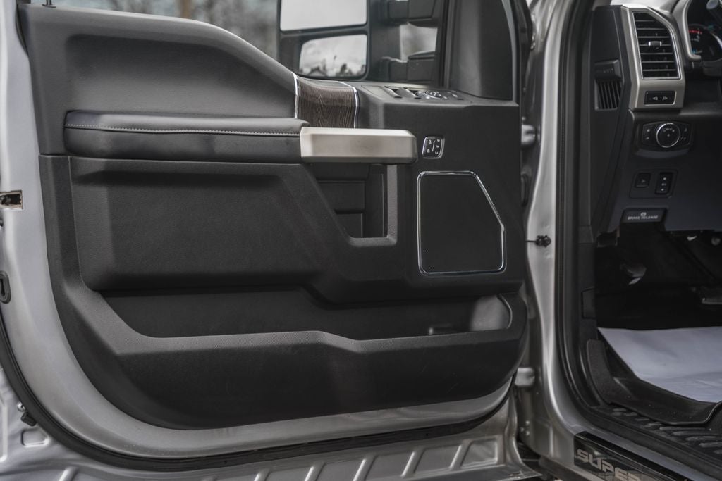 2021 Ford F-350SD Lariat