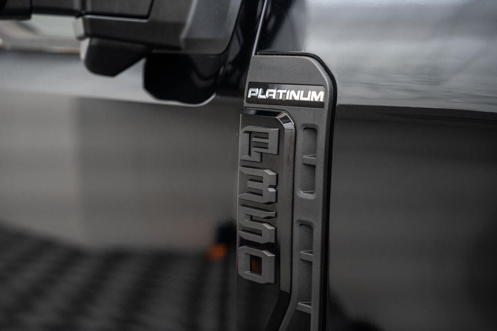 2026 Ford F-350SD Platinum DRW