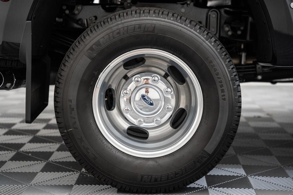 2026 Ford F-350SD Platinum DRW