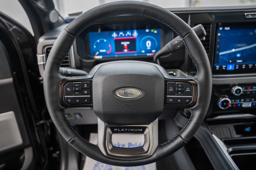 2026 Ford F-350SD Platinum DRW