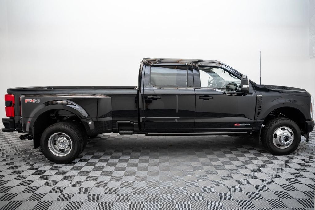 2026 Ford F-350SD Platinum DRW