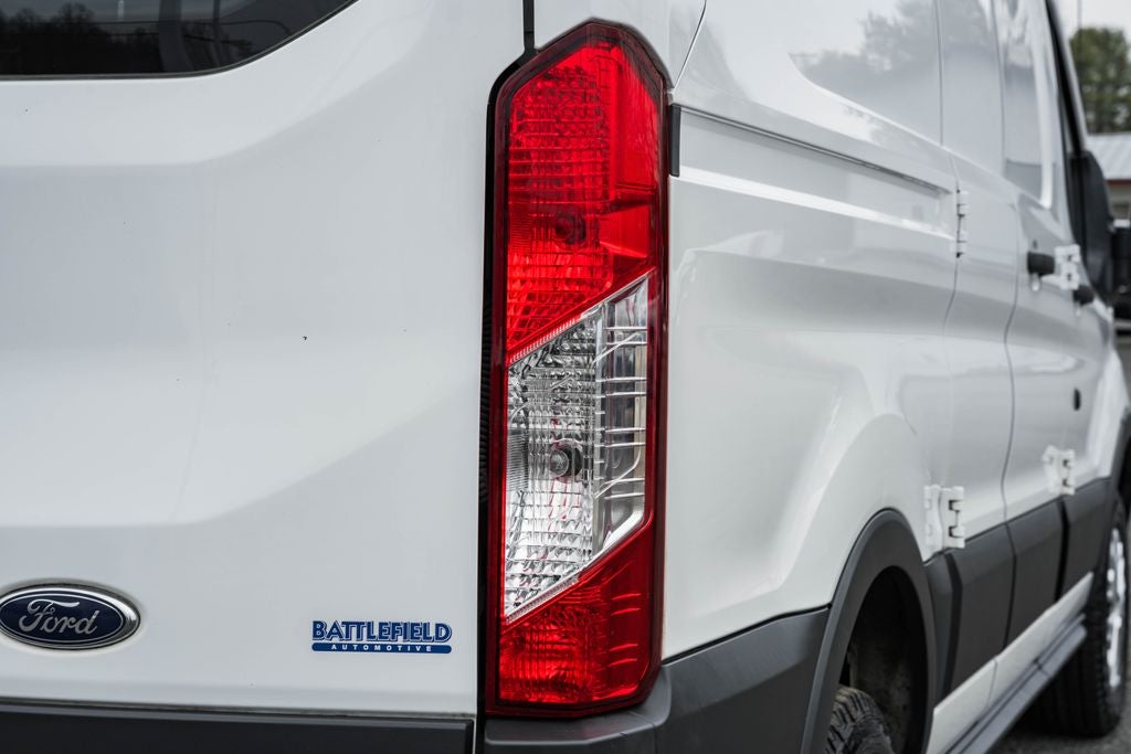 2017 Ford Transit-250 Base