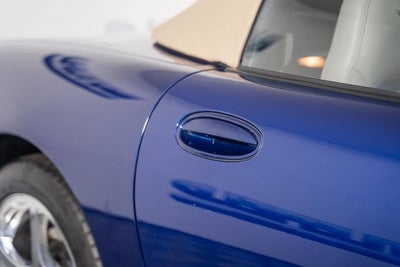 2004 Chevrolet Corvette Base