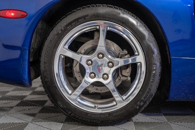 2004 Chevrolet Corvette Base