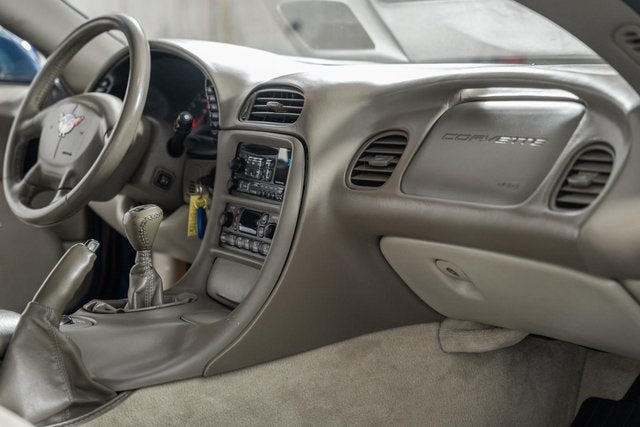 2004 Chevrolet Corvette Base