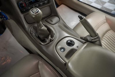 2004 Chevrolet Corvette Base