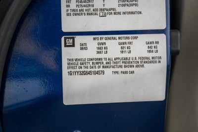 2004 Chevrolet Corvette Base