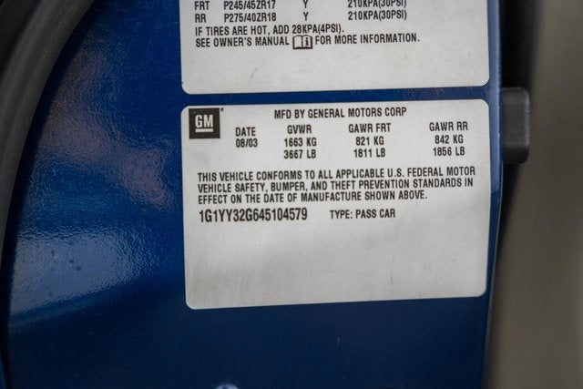 2004 Chevrolet Corvette Base