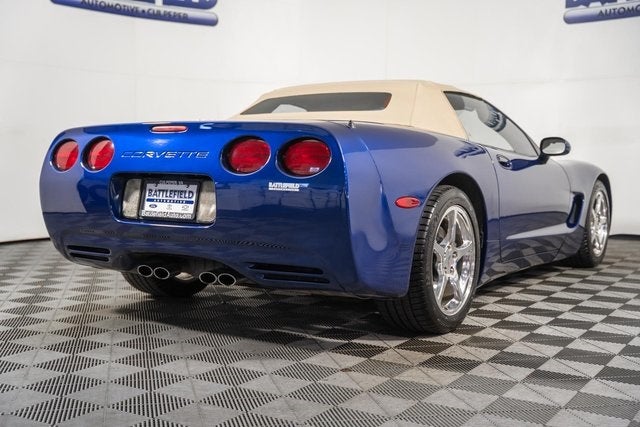 2004 Chevrolet Corvette Base
