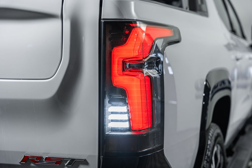 2024 Chevrolet Silverado EV RST