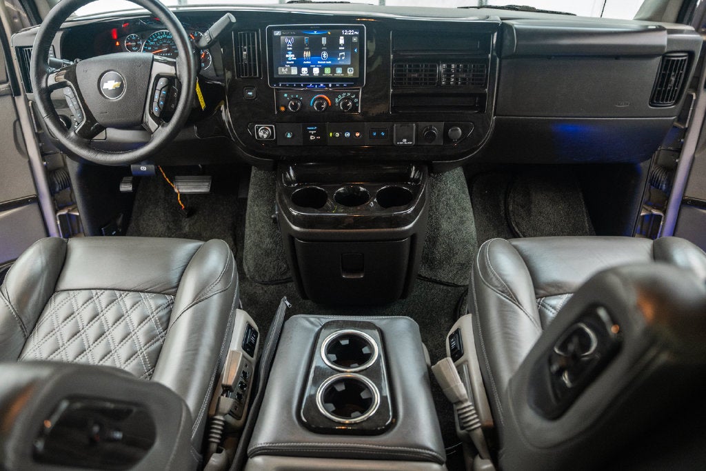 2025 Chevrolet Express 2500 Work Van Cargo