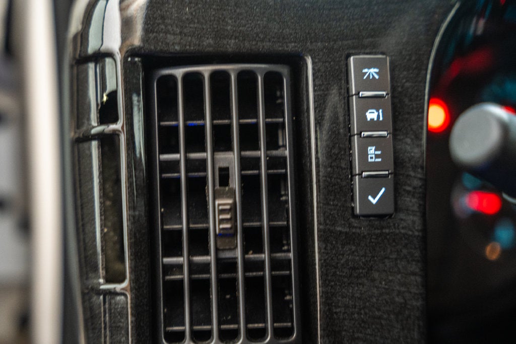 2025 Chevrolet Express 2500 Work Van Cargo