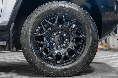 2024 GMC Hummer EV SUV 2X