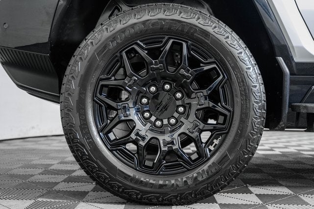 2024 GMC Hummer EV SUV 2X