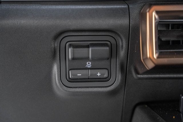 2024 GMC Hummer EV SUV 2X