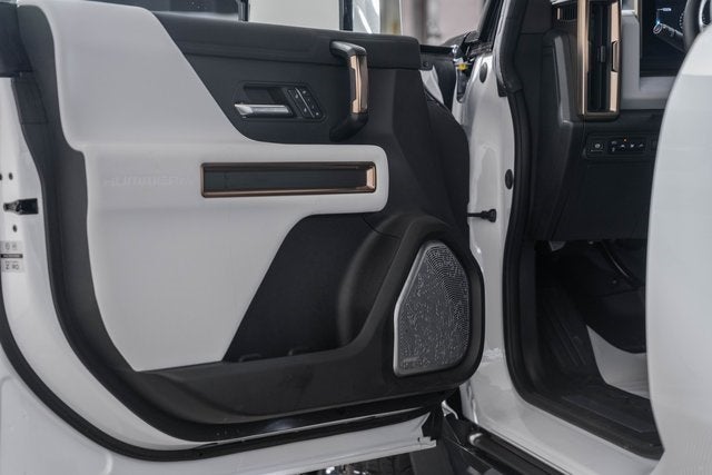 2024 GMC Hummer EV SUV 2X