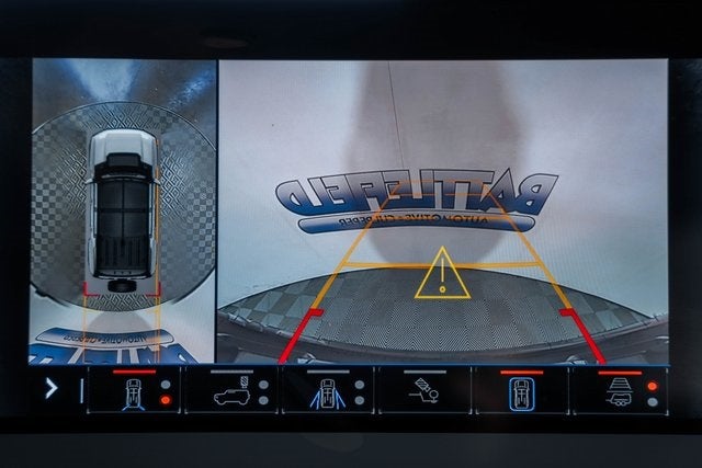 2024 GMC Hummer EV SUV 2X