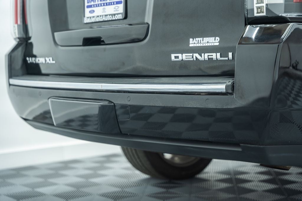 2017 GMC Yukon XL Denali