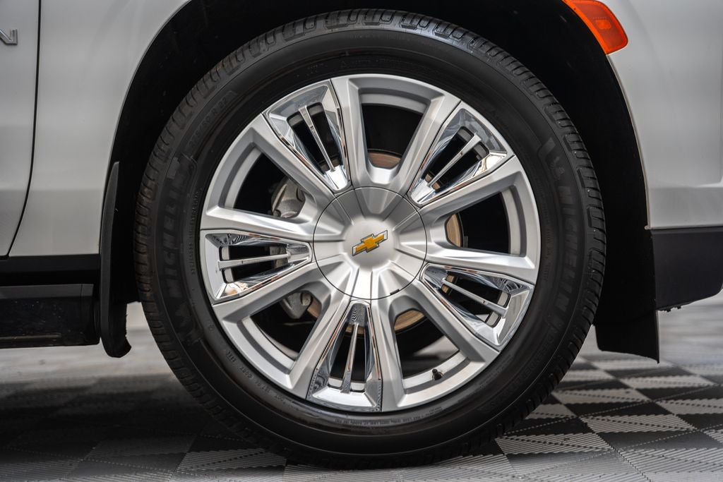 2024 Chevrolet Suburban High Country