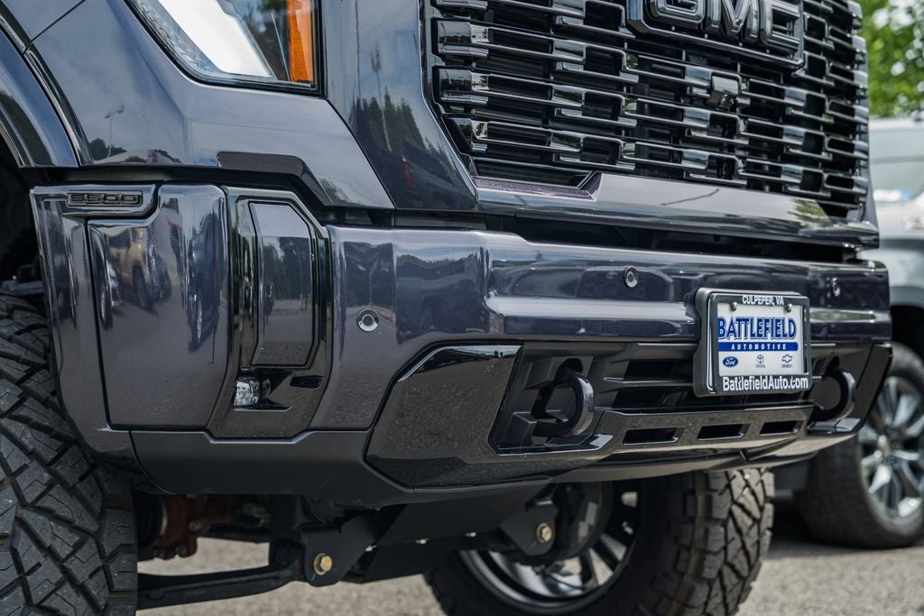 2025 GMC Sierra 3500HD Denali