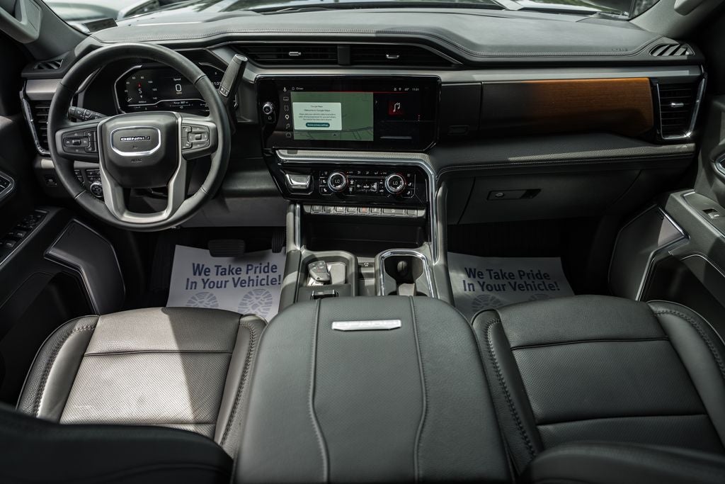 2025 GMC Sierra 3500HD Denali
