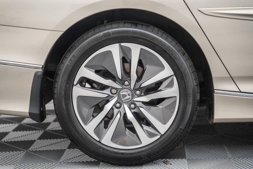2019 Honda Accord Hybrid Touring