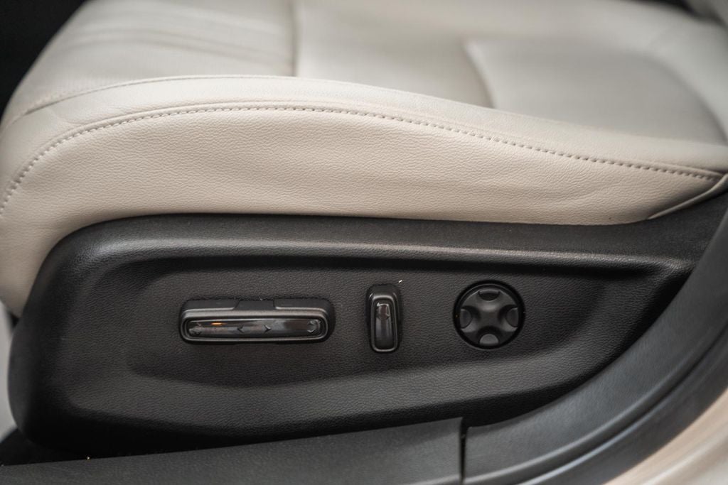 2019 Honda Accord Hybrid Touring