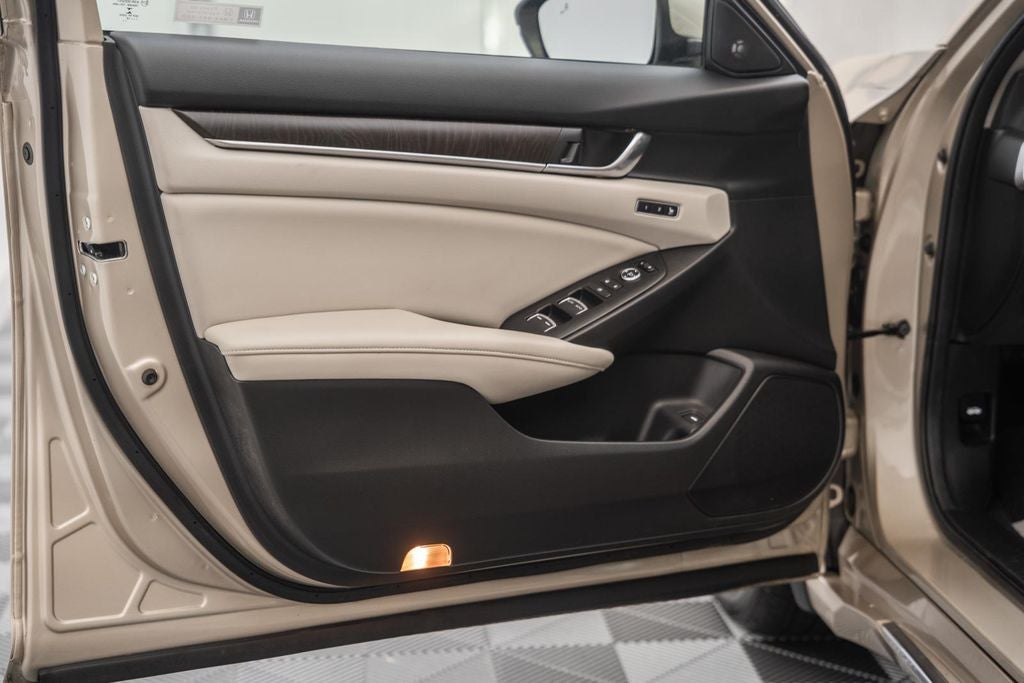 2019 Honda Accord Hybrid Touring