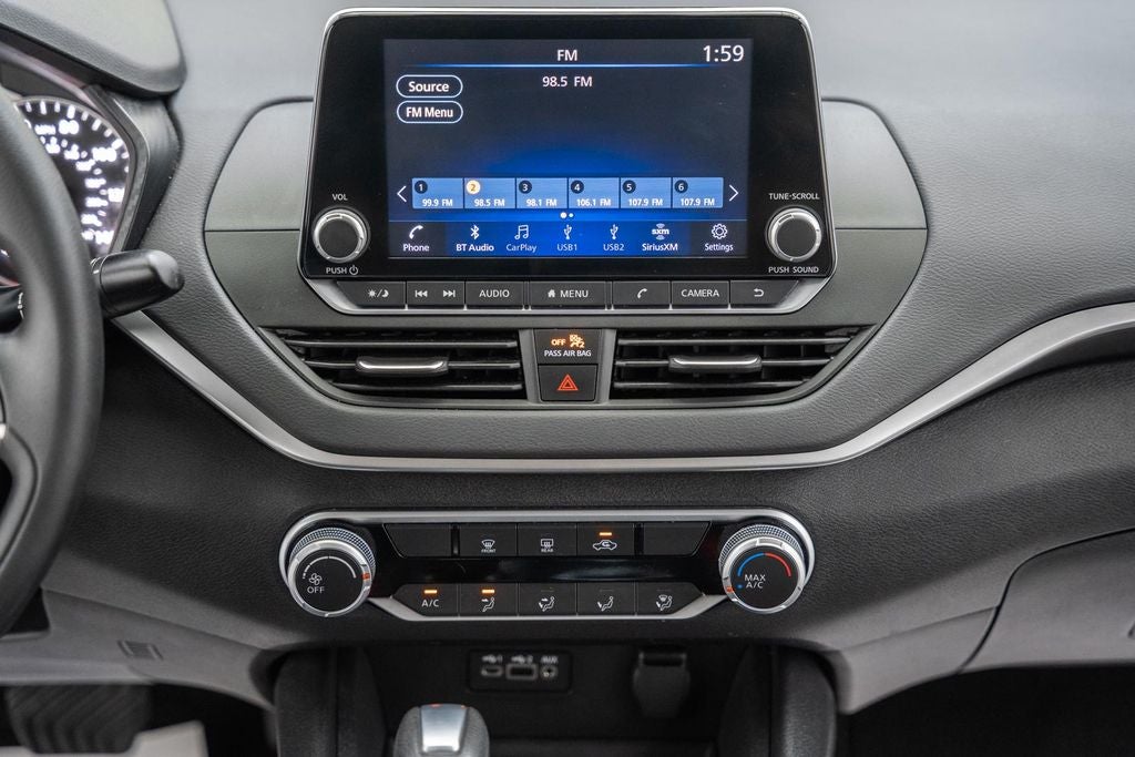 2022 Nissan Altima 2.5 SV