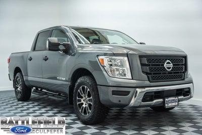 2022 Nissan Titan SV